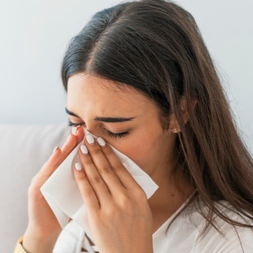 Obraz tła dla Przewlekły katar – możliwe przyczyny i badania, które warto wykonać